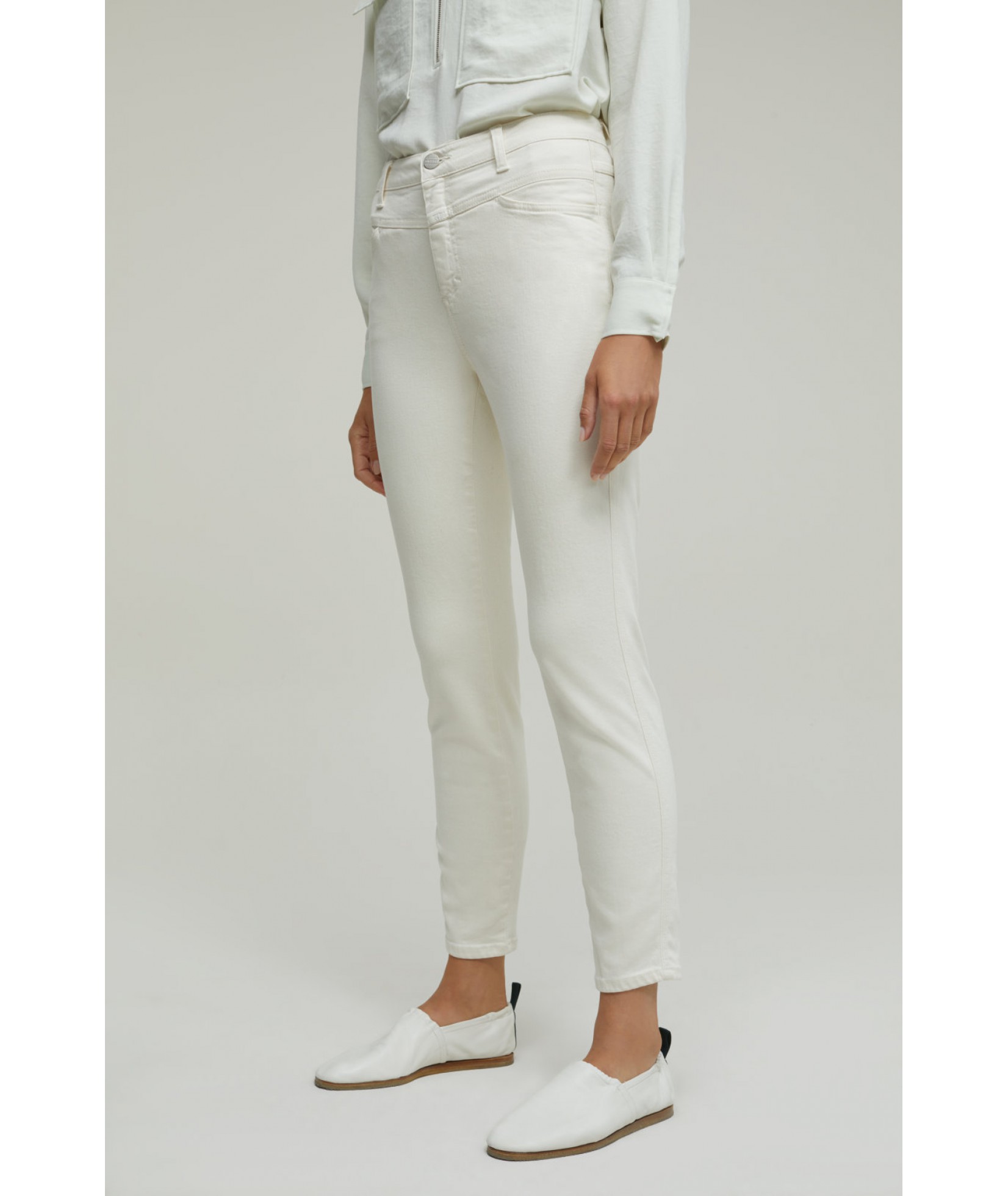 Closed Skinny Pusher (33553)